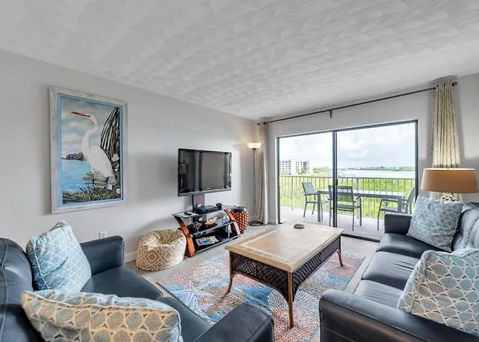 Bayshore Yacht&tennis Club Unit 306 Clearwater Beach