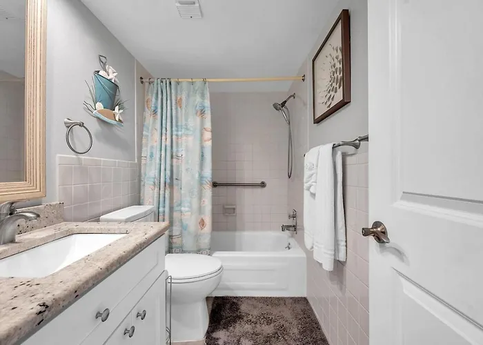 Bayshore Yacht&tennis Club Unit 306 Clearwater Beach
