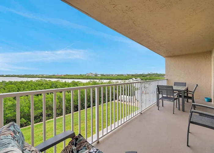Bayshore Yacht&tennis Club Unit 306 Clearwater Beach